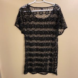 NWOT Guess black crochet style swimsuit cover up